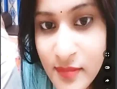 Cute desi bhabi live in tango action | action,bhabhi,desi,desi bhabhi,pakistani,very cute