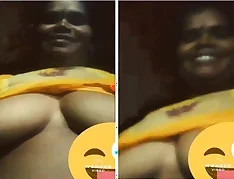 Exclusive Video Call with Auntie Mallu, the Horny Aunty Who Shows Off Her Boobs | aunty,horny,mallu